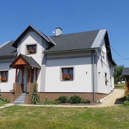 U Kapitana Lägenhet Radvánovice Exteriör bild