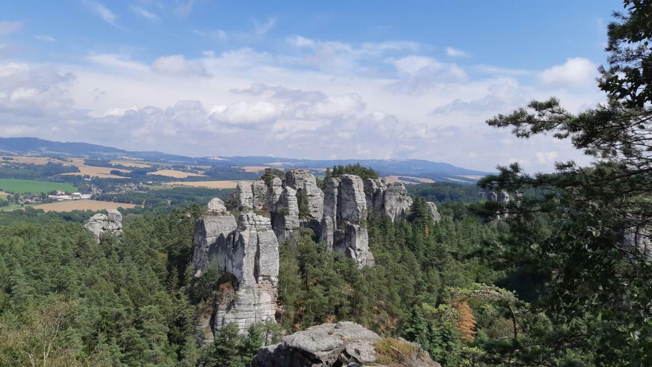 U Kapitana Lägenhet Radvánovice Exteriör bild