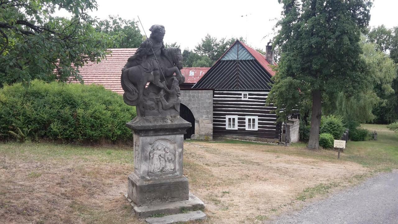 U Kapitana Lägenhet Radvánovice Exteriör bild